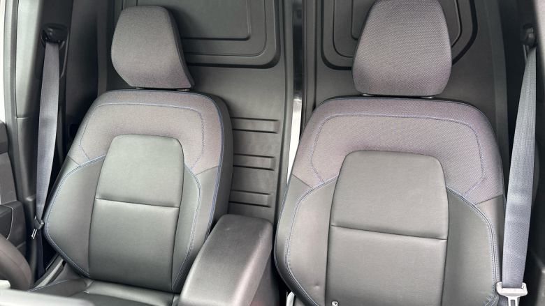 Nissan Townstar L2 Petrol 1.3 Acenta Van Auto